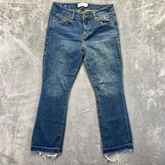 Cabi Kick It Crop Jeans Women's Size 6 Blue Denim Casual - Picture 1 of 8